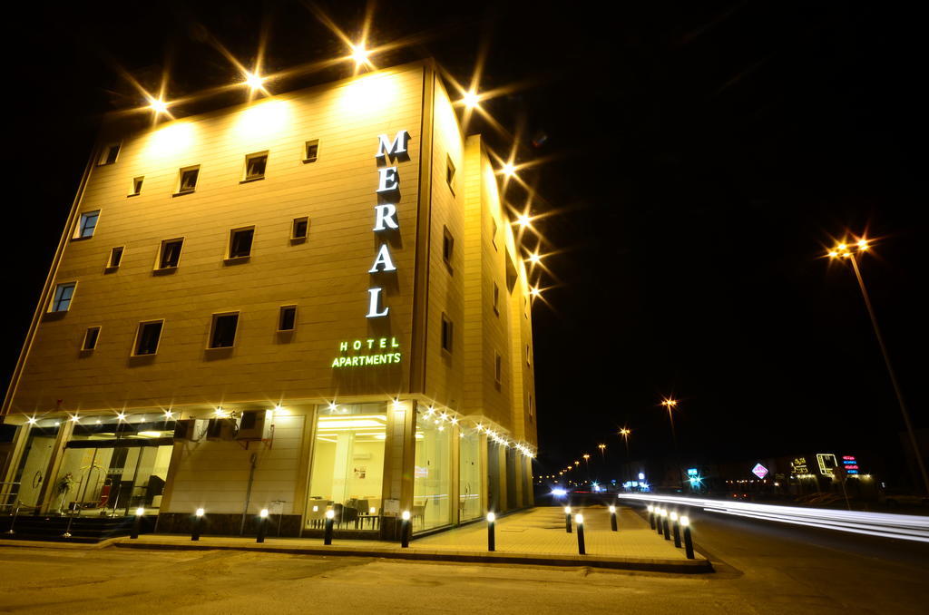 ميرال الرس للشقق المخدومة Ar Rass Exterior foto